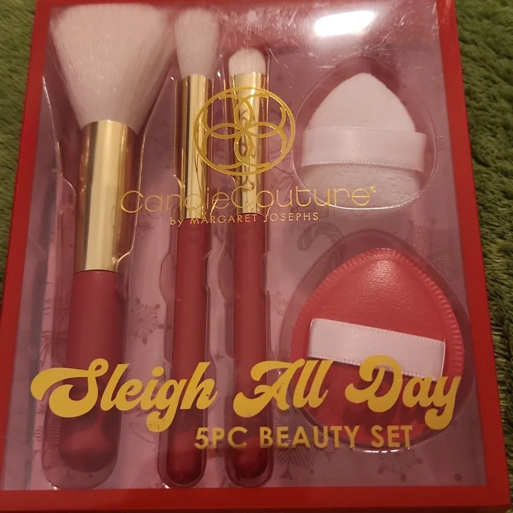 All 5 Sets Candie Couture Red Makeup Brush & Puff Gift Sets